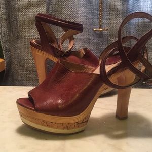 FRYE KARA TRAPUNTO SLIDE 7M
